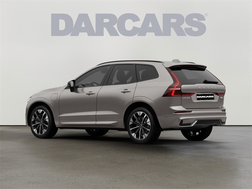 2026 Volvo XC60 Hybrid T8 Plus photo 4