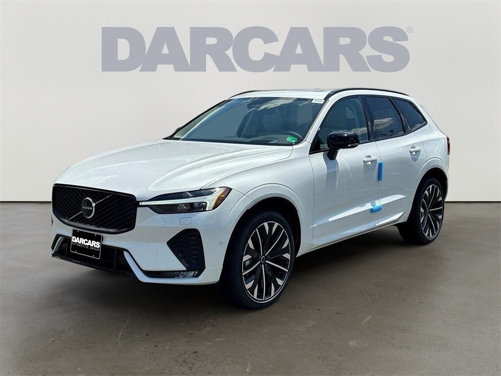 2026 Volvo XC60 B5 photo 2