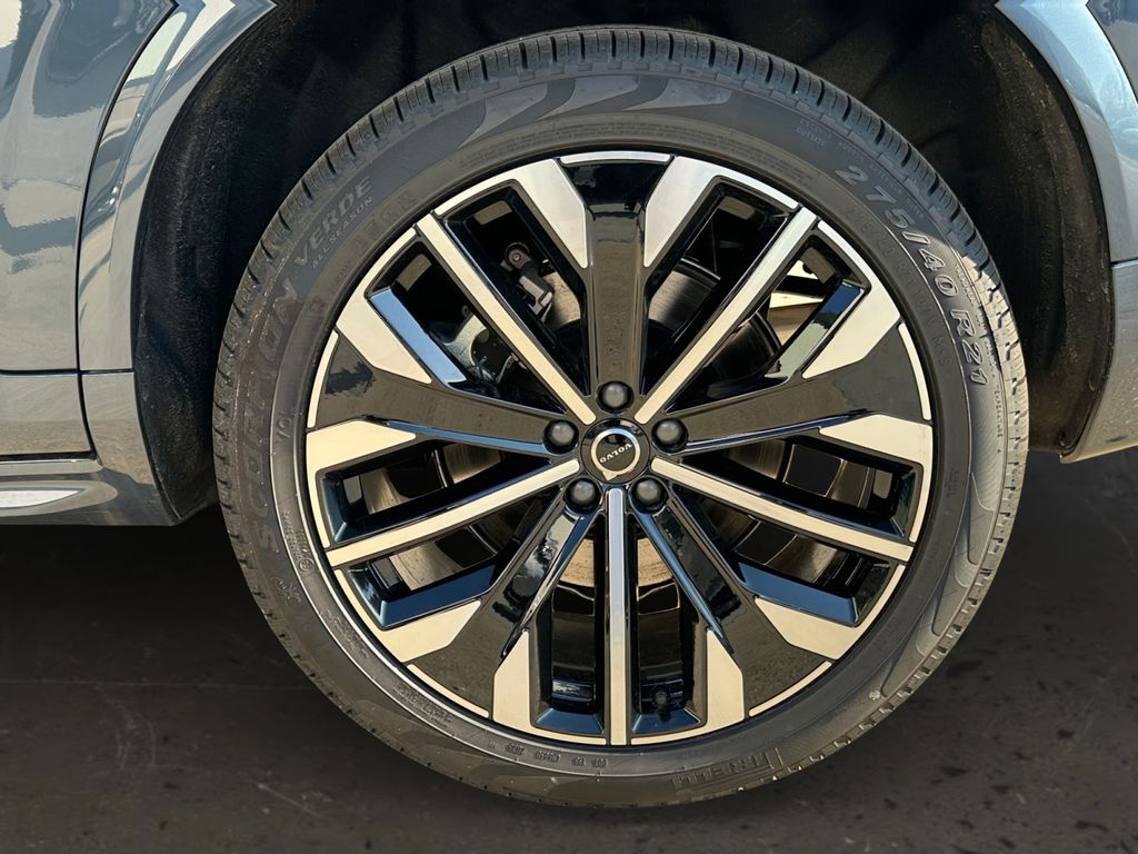 2026 Volvo XC90 Plus - Photo 25