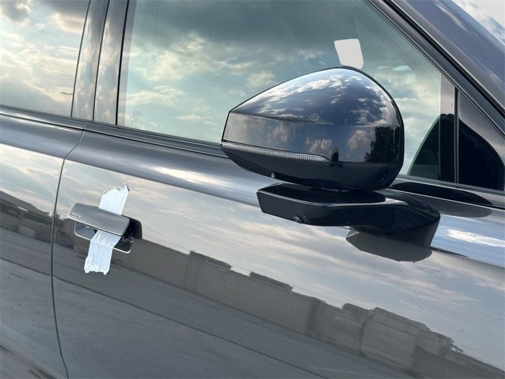 2025 Volvo EX90 Plus - Photo 10