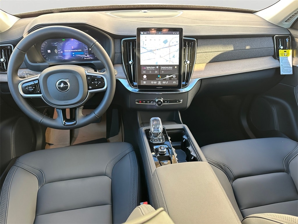 2026 Volvo XC90 Plus - Photo 11