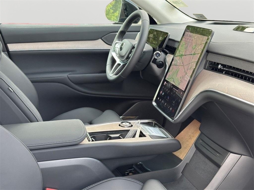 2025 Volvo EX90 Plus - Photo 11