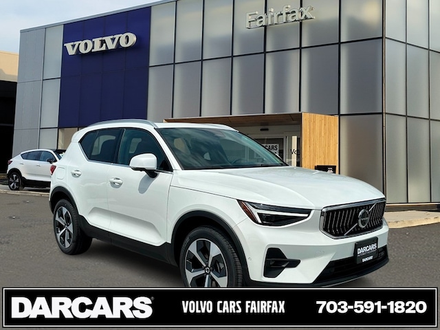 2025 Volvo XC40 B5 Plus Bright Theme SUV