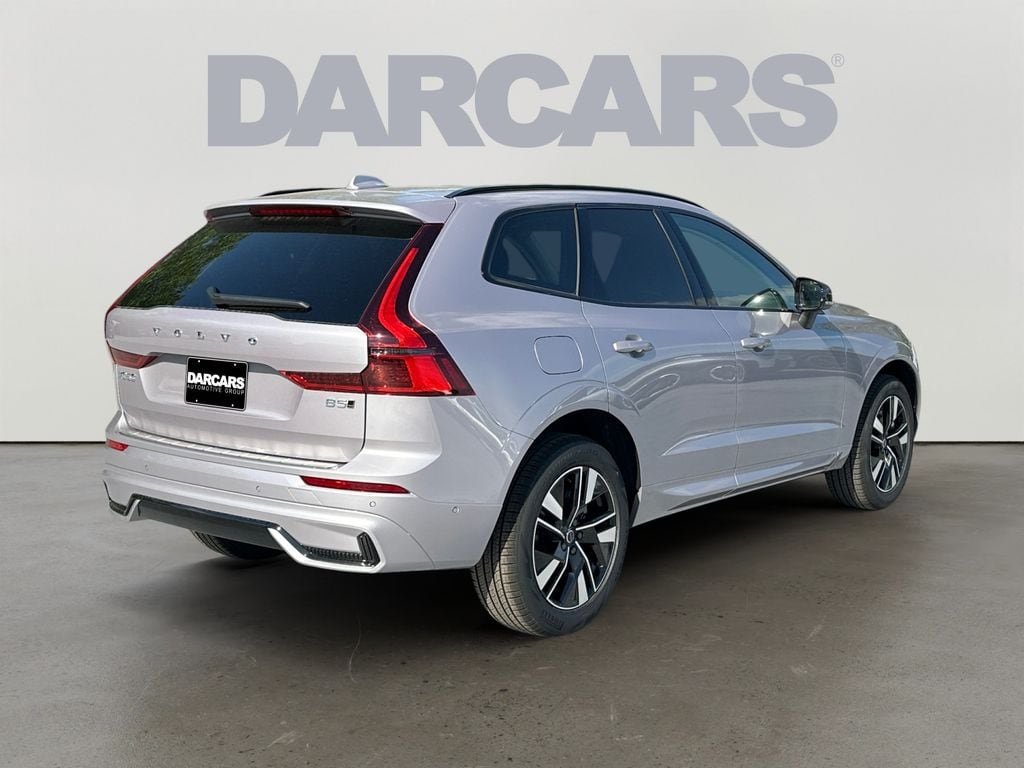New 2026 Volvo XC60 B5 Plus SUV