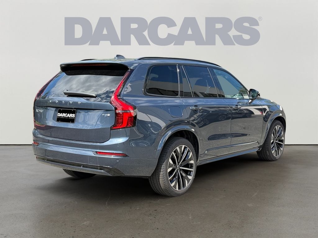 New 2026 Volvo XC90 plug-in hybrid T8 Ultra Dark Theme 7-Seater SUV