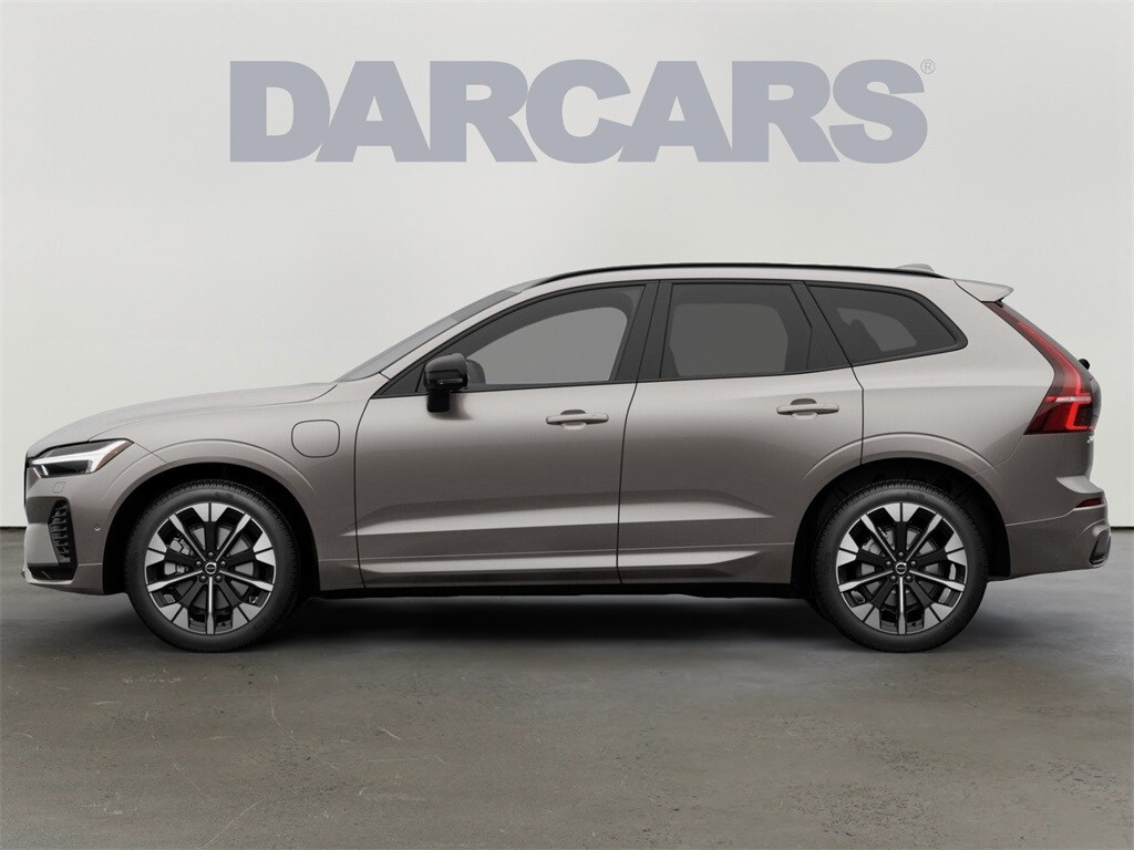 2026 Volvo XC60 Hybrid T8 Plus photo 3