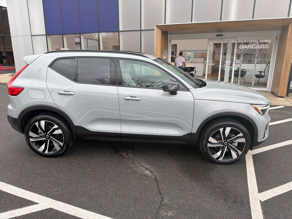 Certified 2026 Volvo XC40 B5 Plus SUV