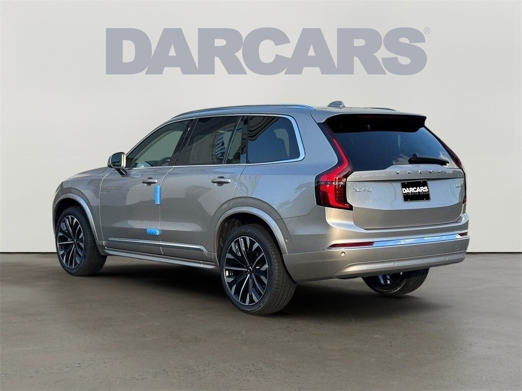 2026 Volvo XC90 B5 Plus photo 2