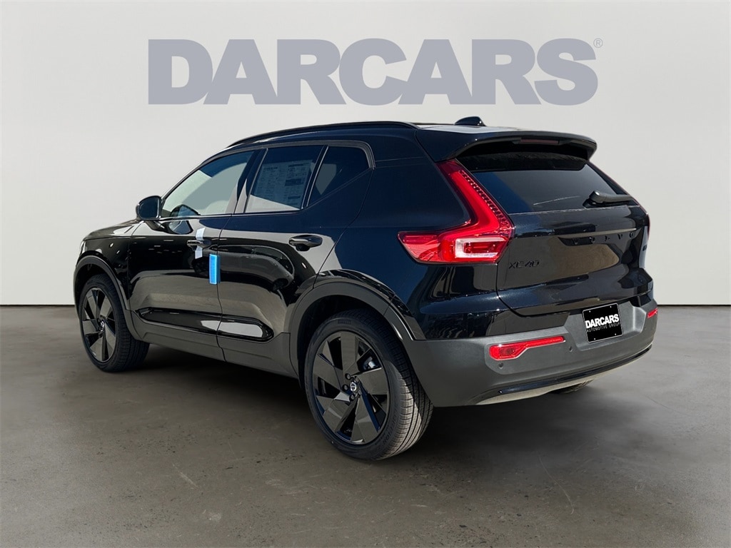 New 2026 Volvo XC40 B5 Ultra Black Edition SUV