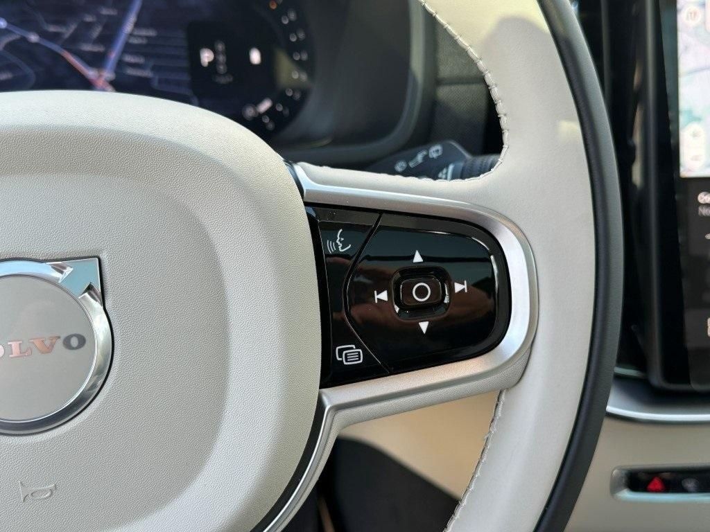 2026 Volvo XC90 Ultra - Photo 19