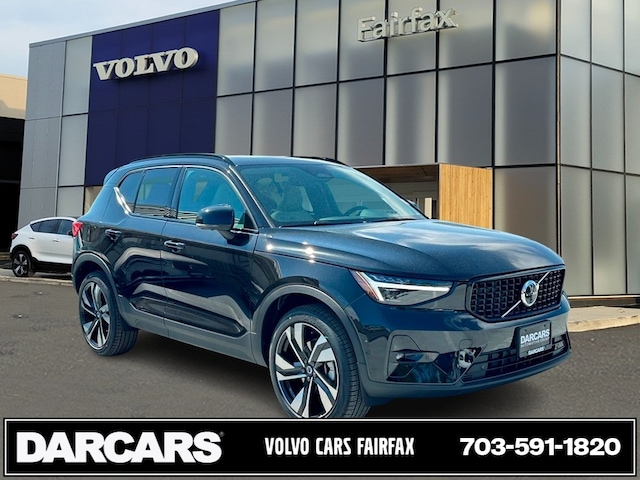 2025 Volvo XC40 B5 Ultra Dark Theme AWD SUV