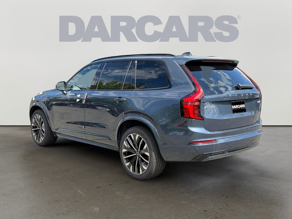 New 2026 Volvo XC90 plug-in hybrid T8 Ultra Dark Theme 7-Seater SUV