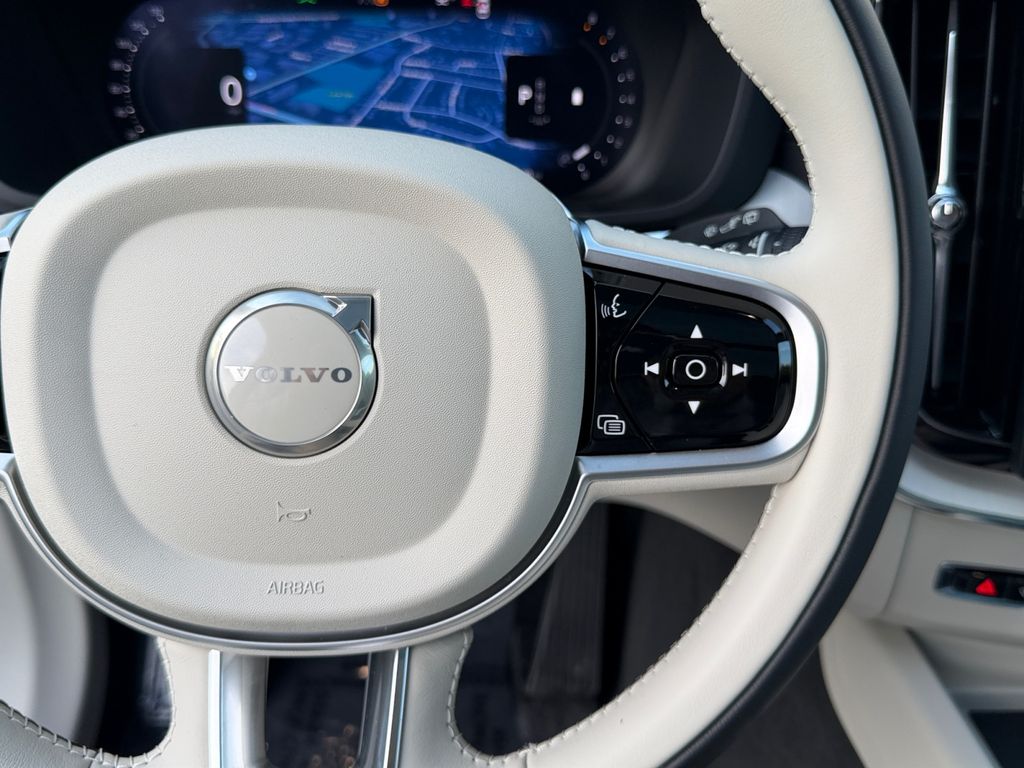 2026 Volvo XC60 Ultra - Photo 19