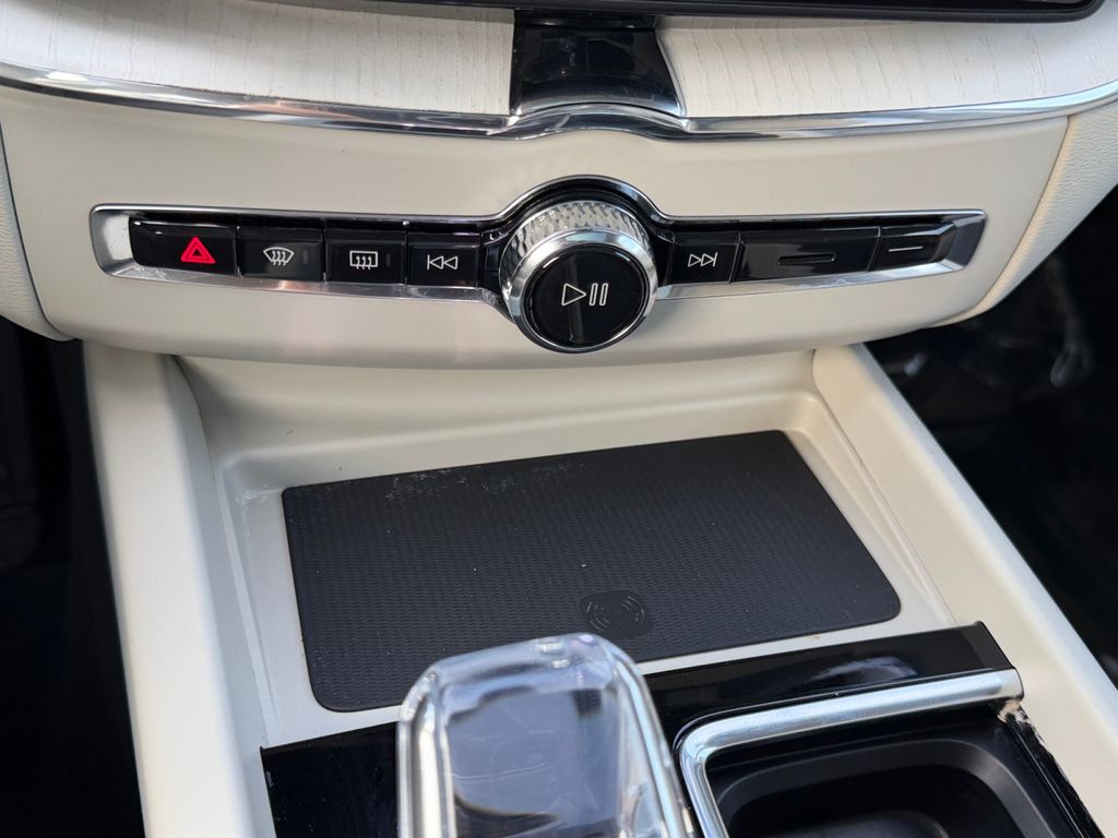 2026 Volvo XC60 Ultra - Photo 24