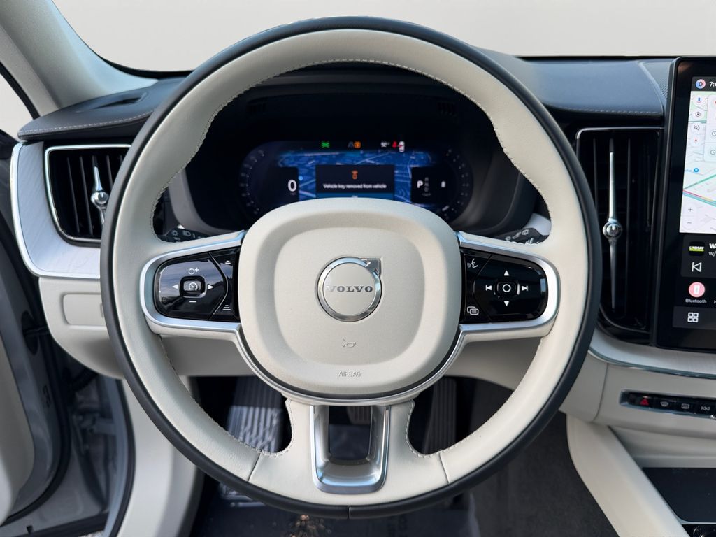 2026 Volvo XC60 Ultra - Photo 18