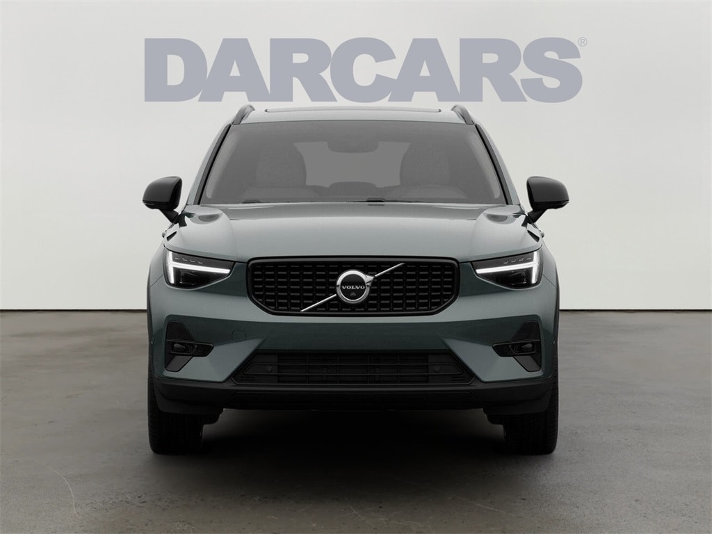 New 2026 Volvo XC40 B5 Ultra SUV