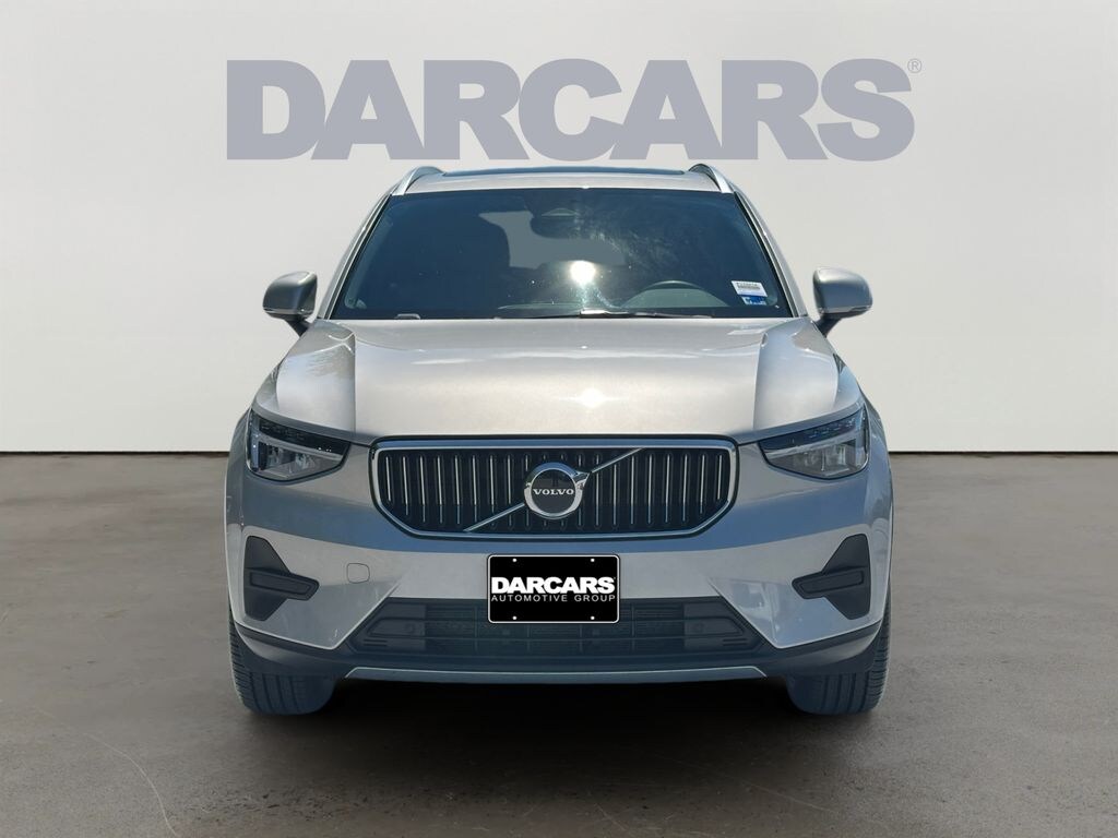 Certified 2025 Volvo XC40 B5 Core Bright Theme SUV