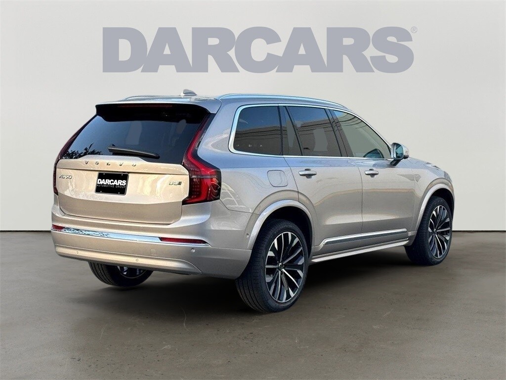 2026 Volvo XC90 B5 Plus photo 3