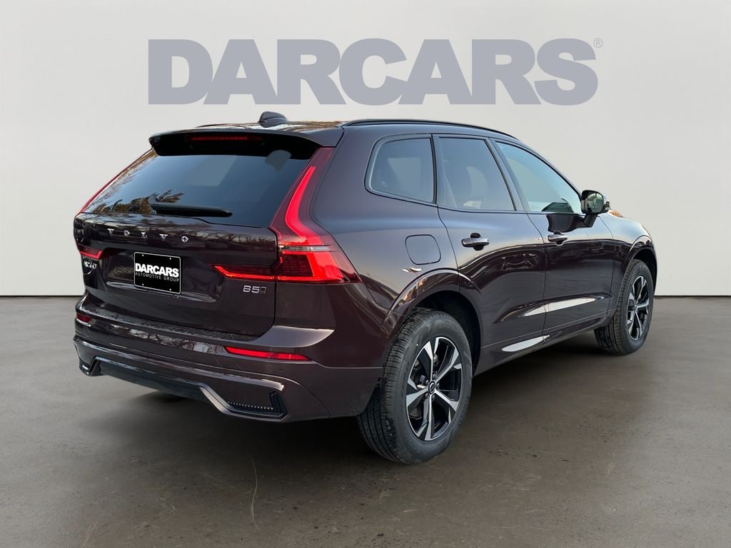 New 2026 Volvo XC60 B5 Core SUV