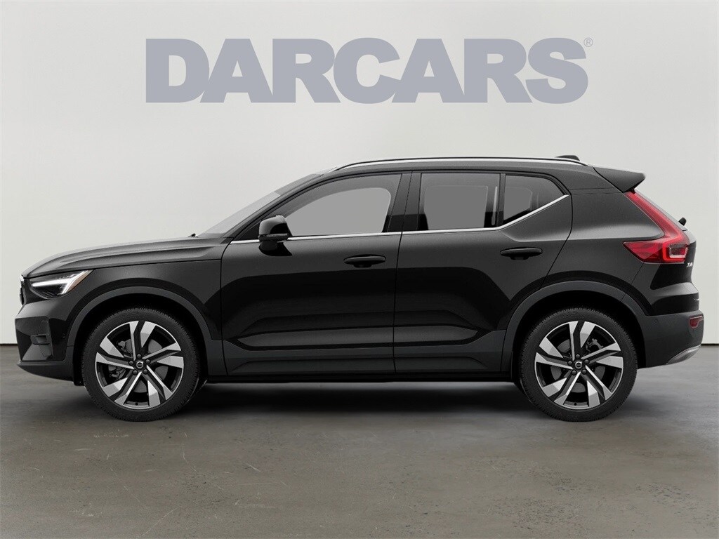 2024 Volvo XC40 Plus photo 3