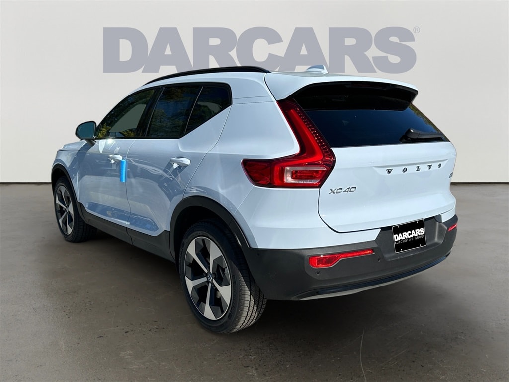 New 2026 Volvo XC40 B5 Plus SUV