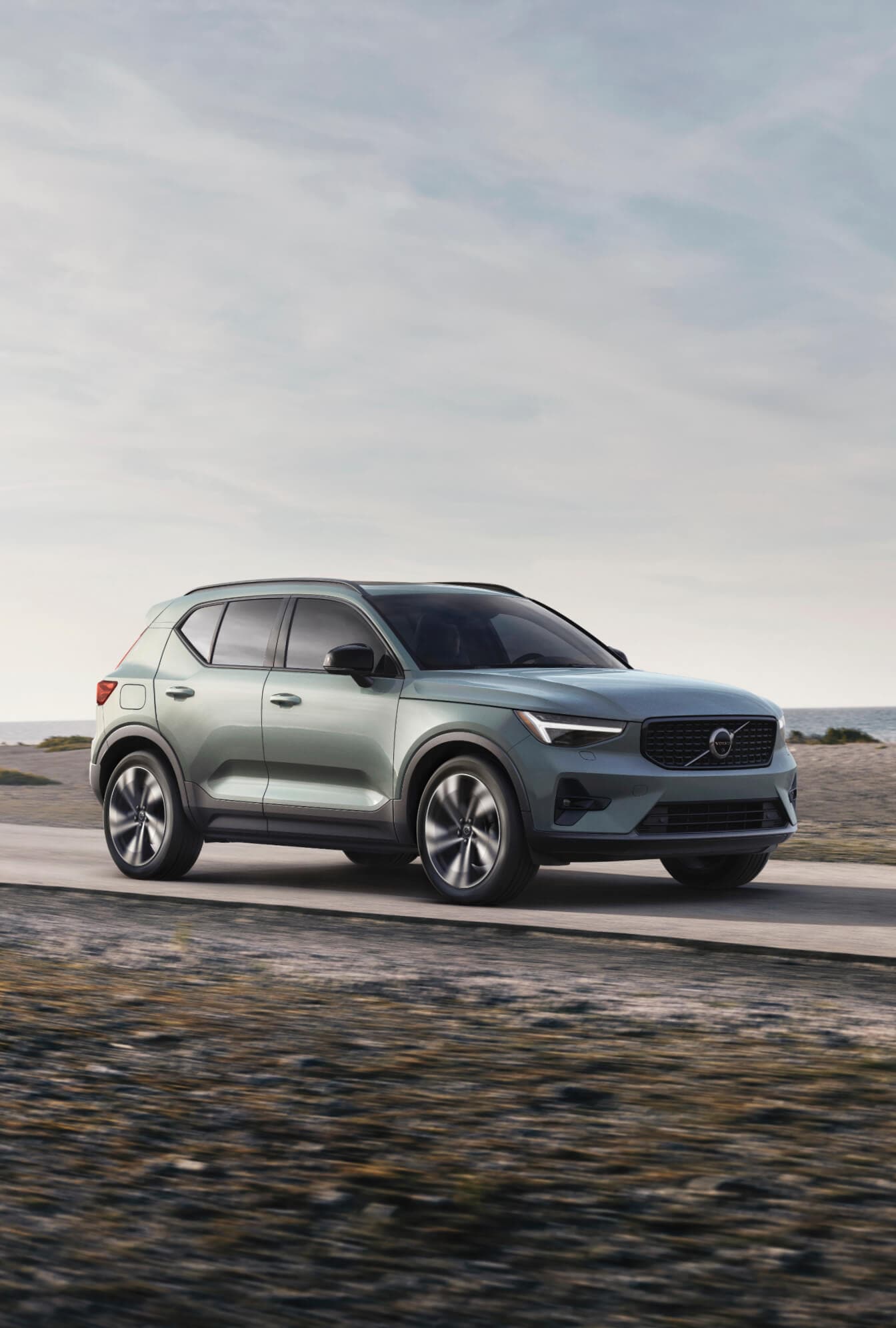 2024 Volvo XC40 Trim Levels & Features