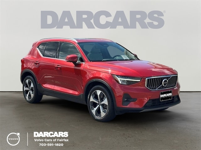 2023 Volvo XC40 B5 AWD Plus Bright SUV