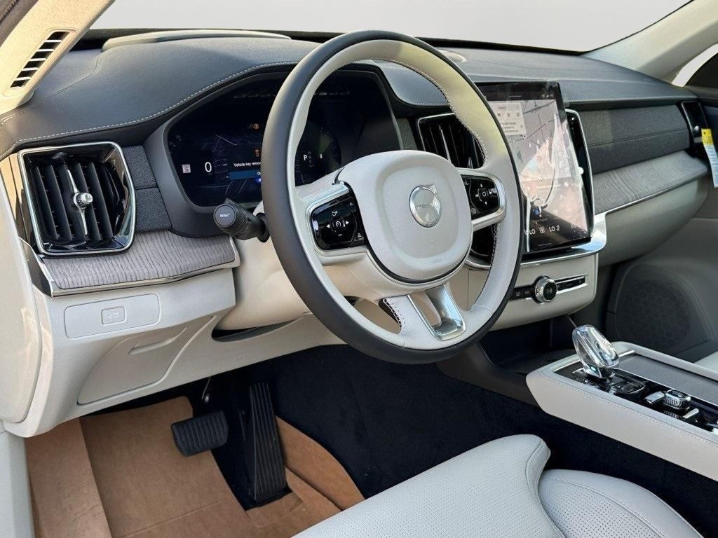 2026 Volvo XC90 Ultra - Photo 15