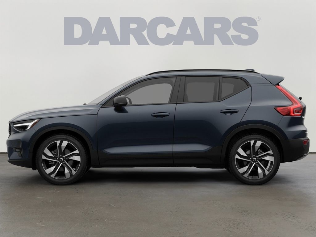 New 2026 Volvo XC40 B5 Ultra SUV