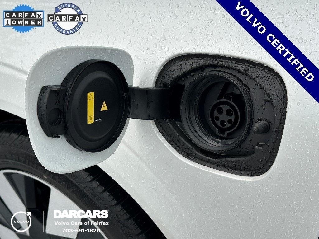 Certified 2025 Volvo XC60 plug-in hybrid T8 Plus SUV