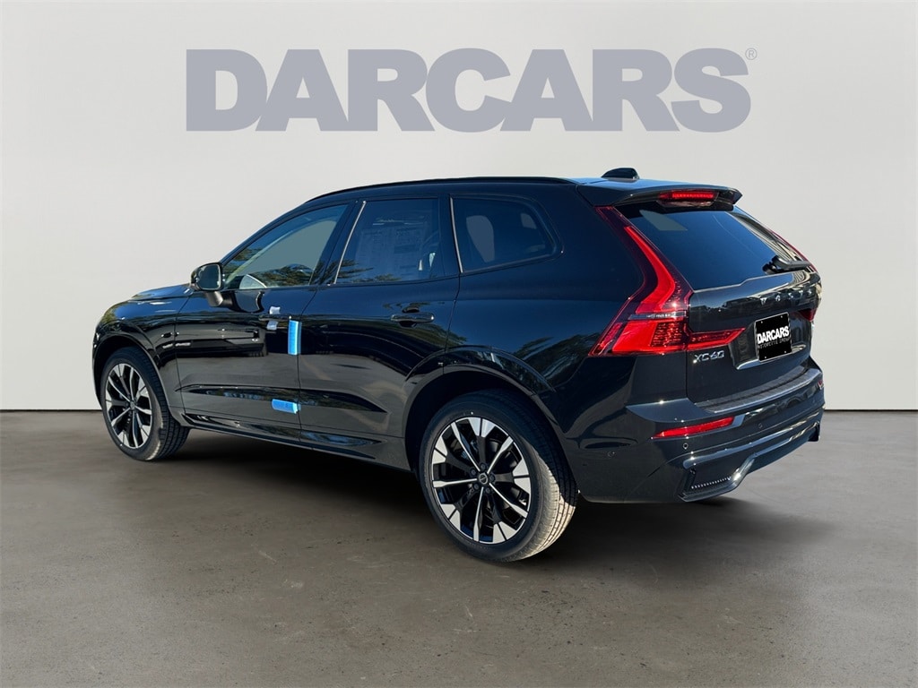 New 2026 Volvo XC60 B5 Plus SUV