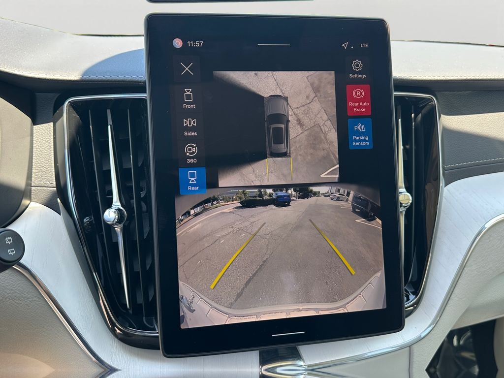 2026 Volvo XC60 Ultra - Photo 21