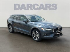 2026 Volvo V60 Cross Country B5 Plus AWD Wagon
