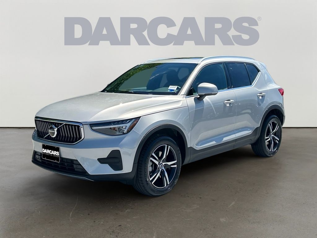 Certified 2025 Volvo XC40 B5 Core Bright Theme SUV
