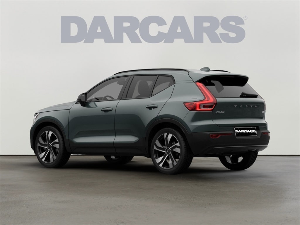 New 2026 Volvo XC40 B5 Ultra SUV