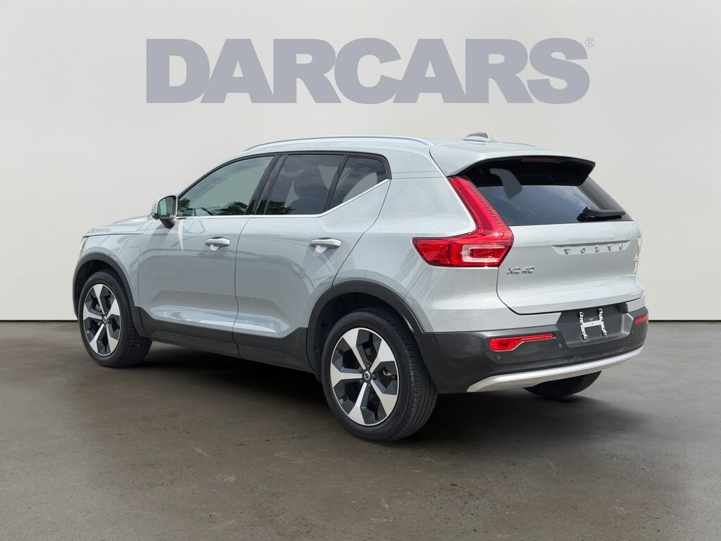 Certified 2025 Volvo XC40 B5 Plus Bright Theme SUV