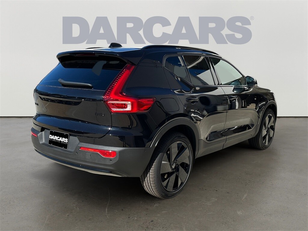 New 2026 Volvo XC40 B5 Ultra Black Edition SUV