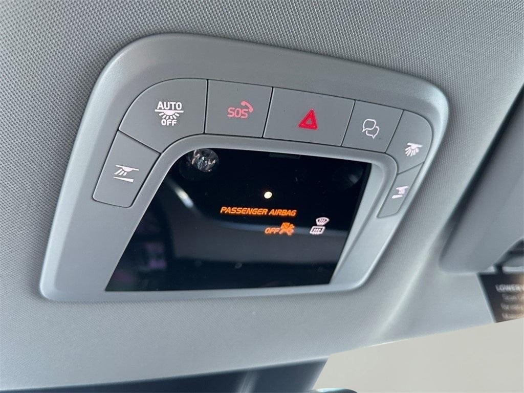 2025 Volvo EX90 Ultra - Photo 21