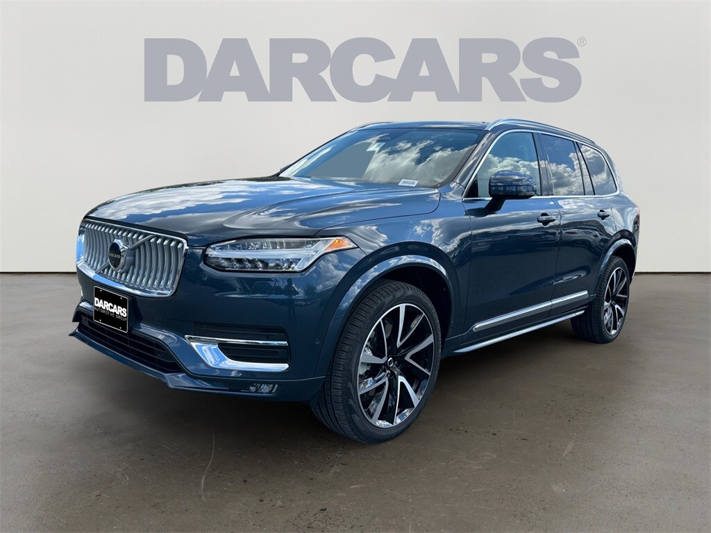 2025 Volvo XC90 B5 Plus photo 3