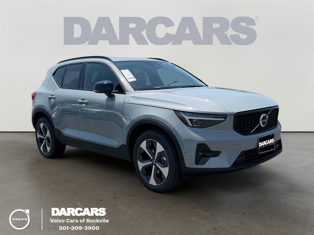 2026 Volvo XC40