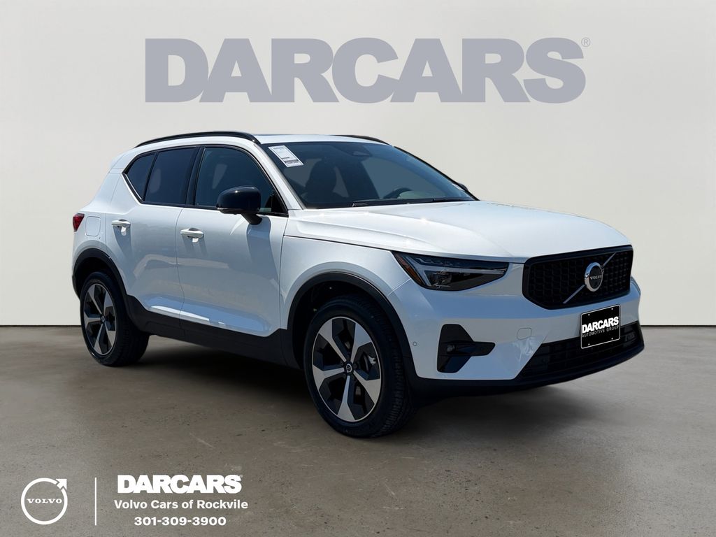 2026 Volvo XC40