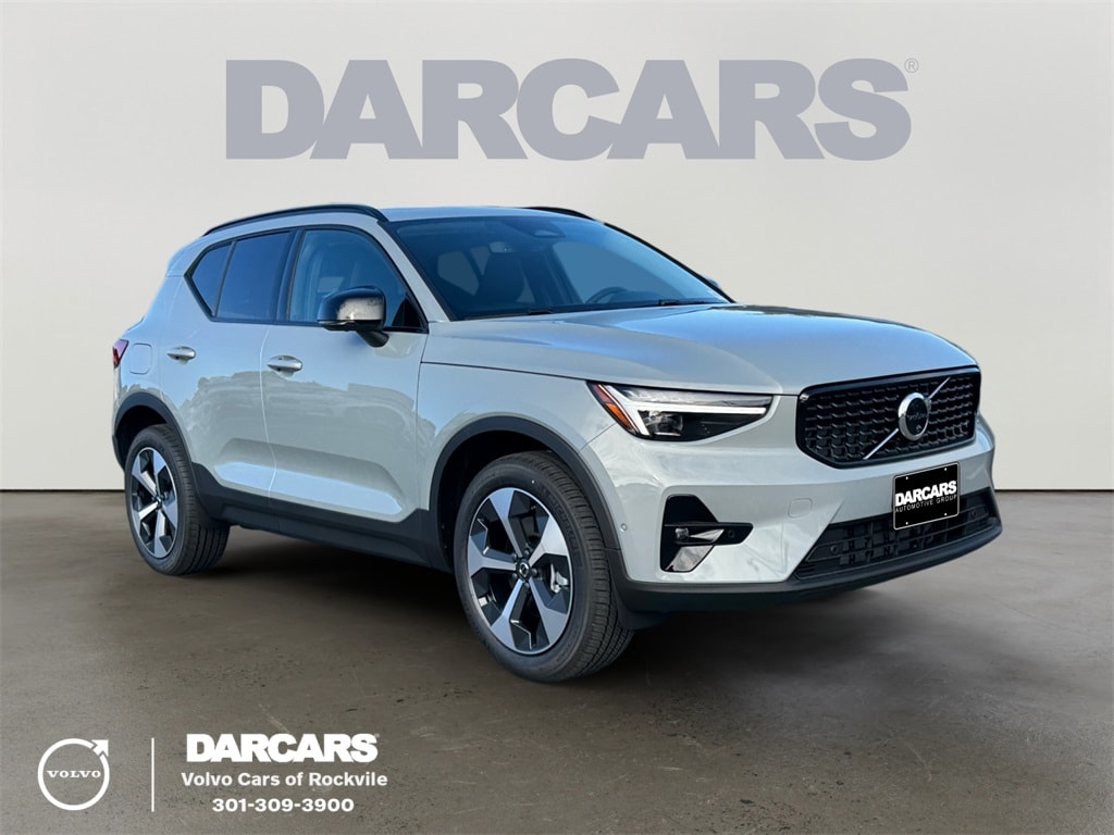 New 2026 Volvo XC40 B5 Plus SUV