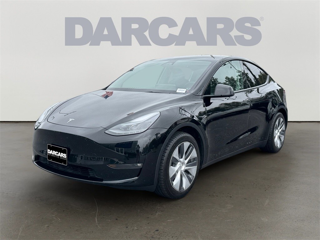 2024 Tesla Model Y Long Range photo 3