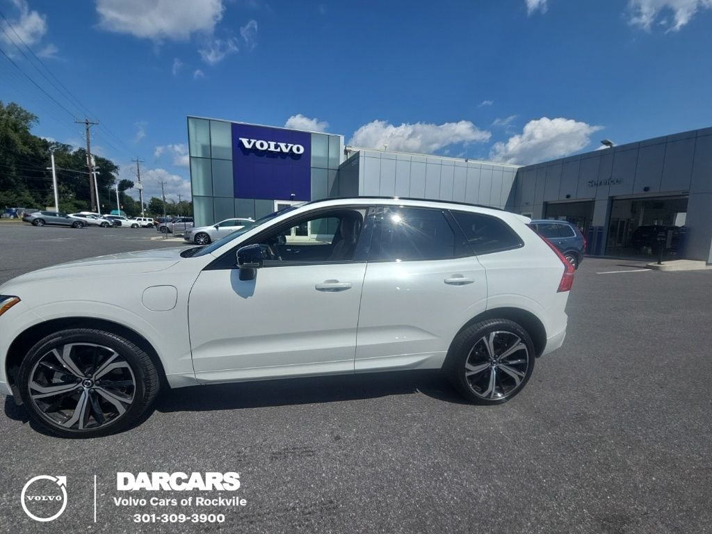 Used 2025 Volvo XC60 Plug-In Hybrid T8 Ultra SUV