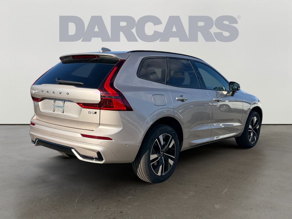 New 2026 Volvo XC60 B5 Plus SUV