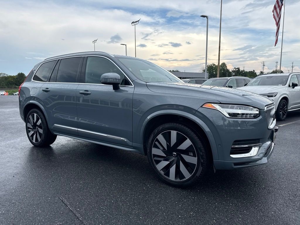 Used 2023 Volvo XC90 Recharge Plug-In Hybrid Ultimate SUV