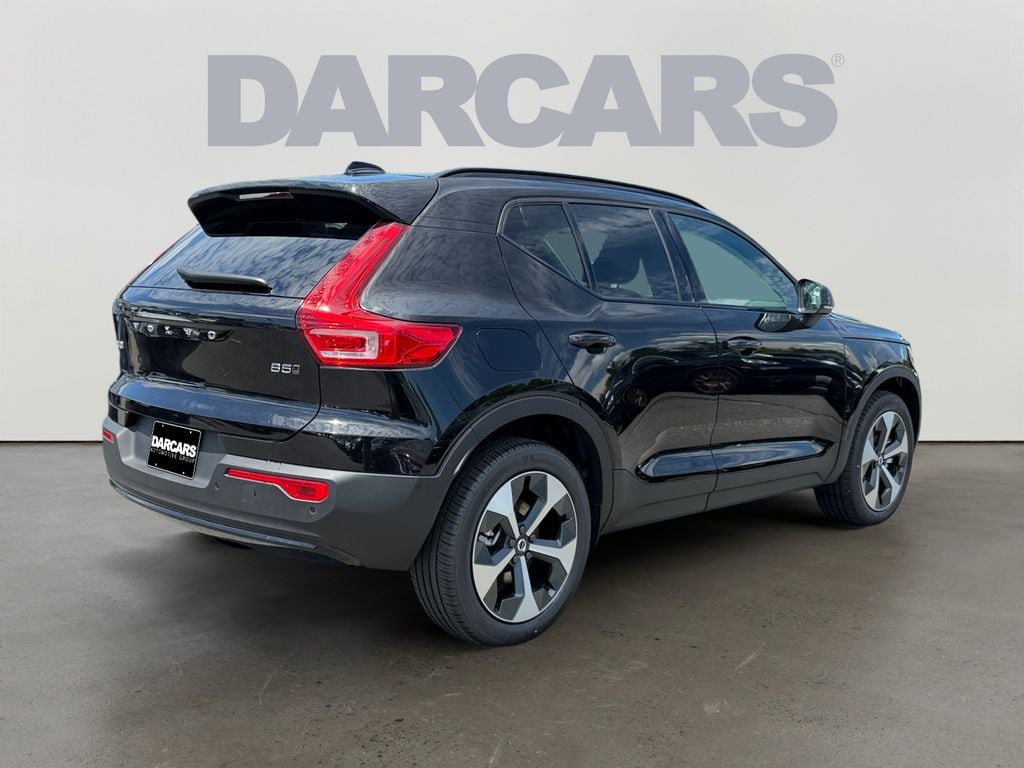 New 2026 Volvo XC40 B5 Plus SUV