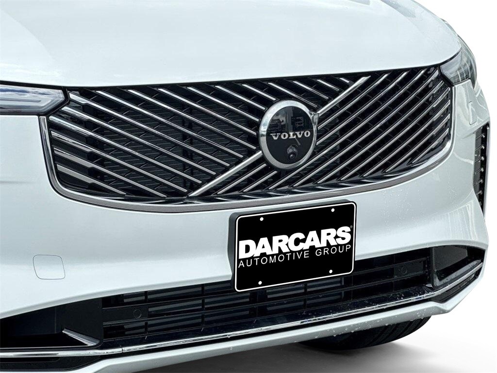 2025 Volvo XC90 T8 Plus photo 2