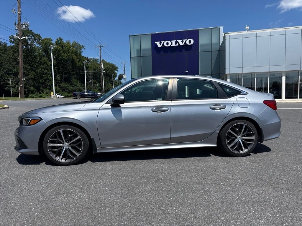 Used 2022 Honda Civic Touring Sedan