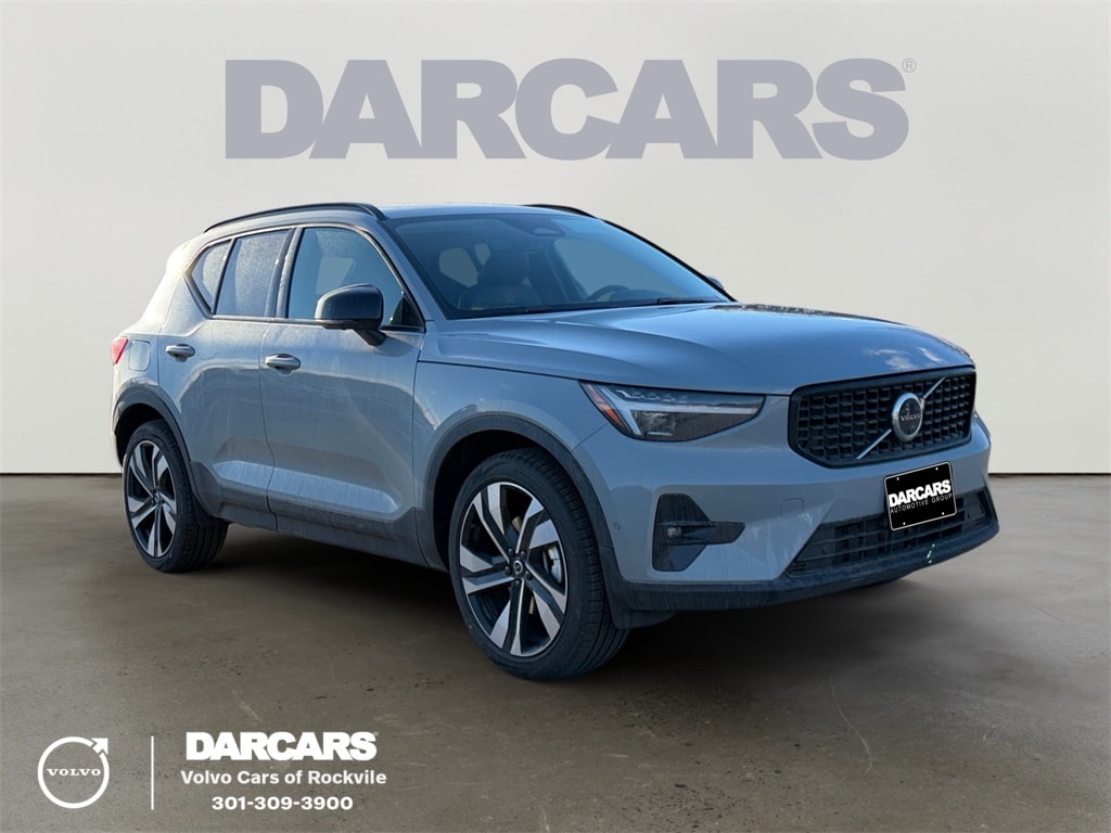 New 2026 Volvo XC40 B5 Ultra SUV